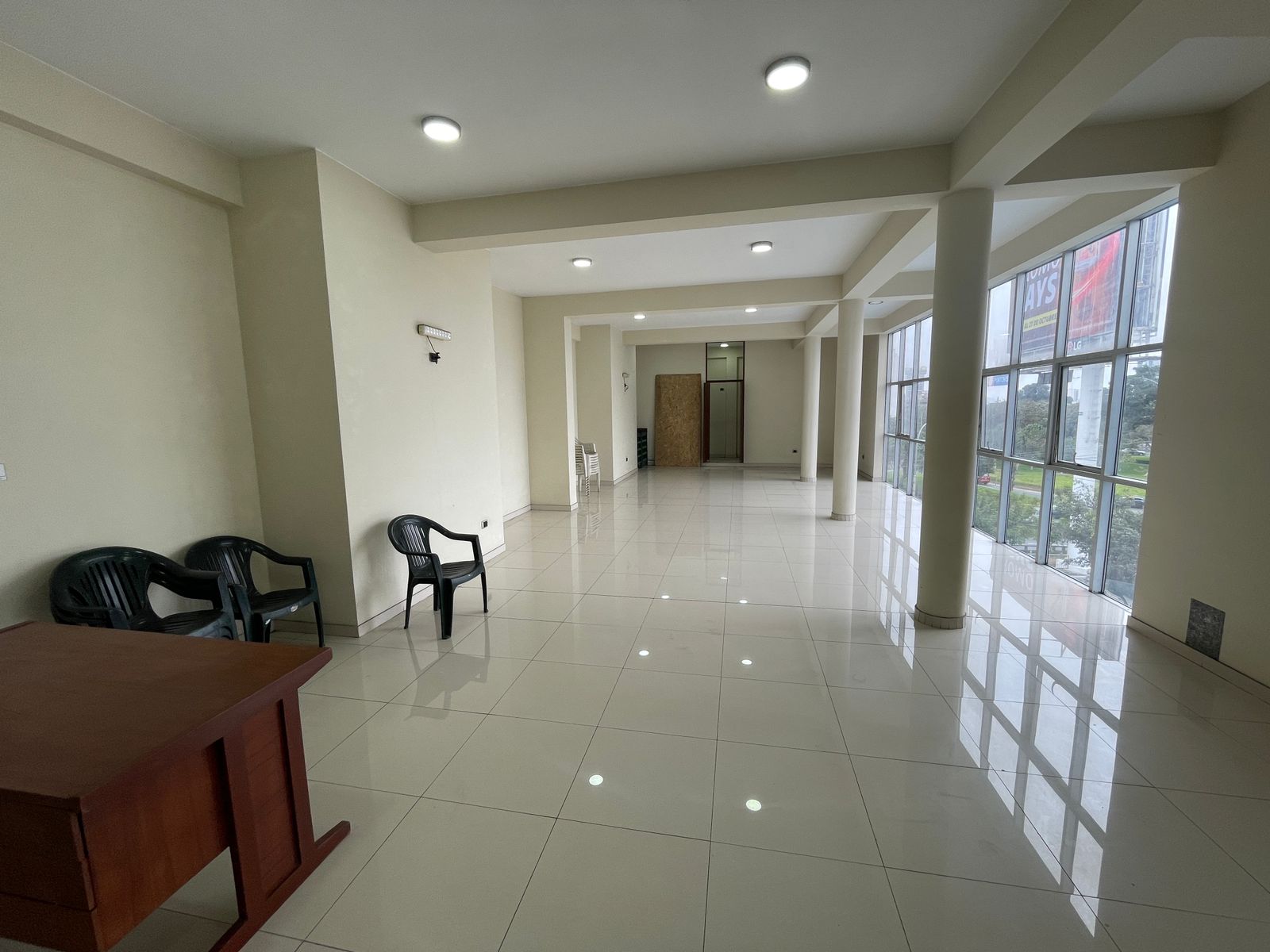 Alquiler de oficina en La victoria, Lima