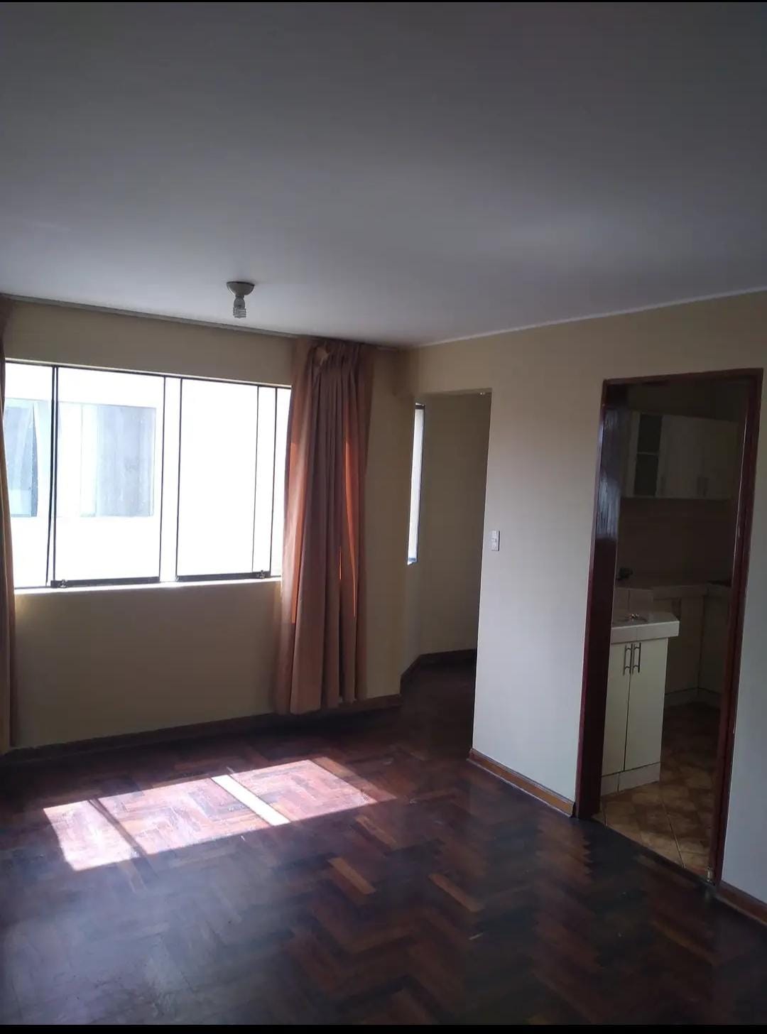 Venta de departamento en La victoria, Lima